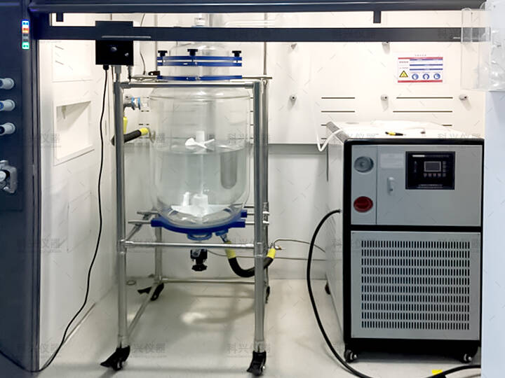 上?？婆d儀器與某公司合作